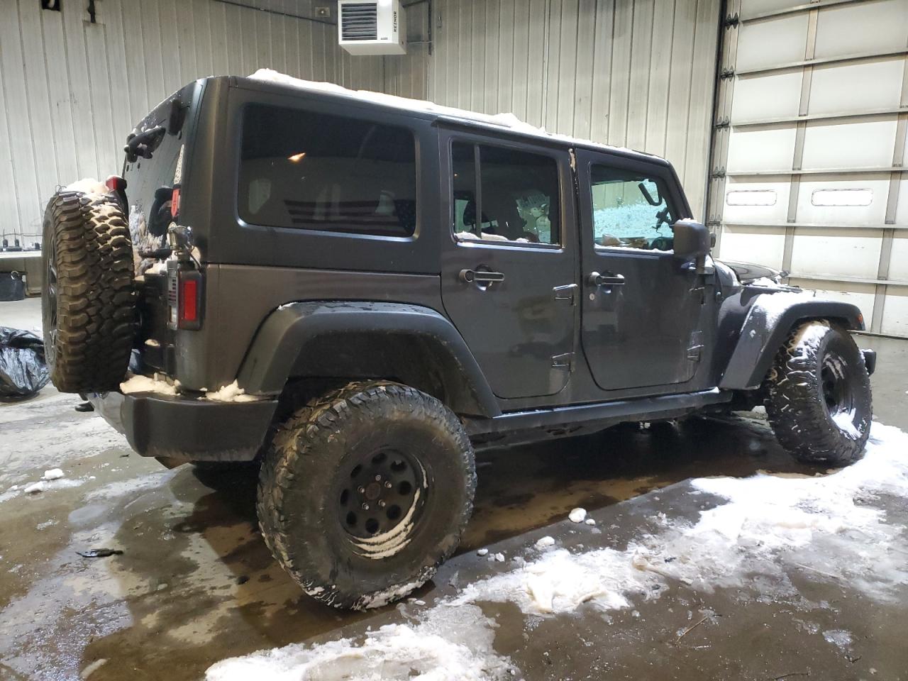 2016 Jeep Wrangler - Image 3