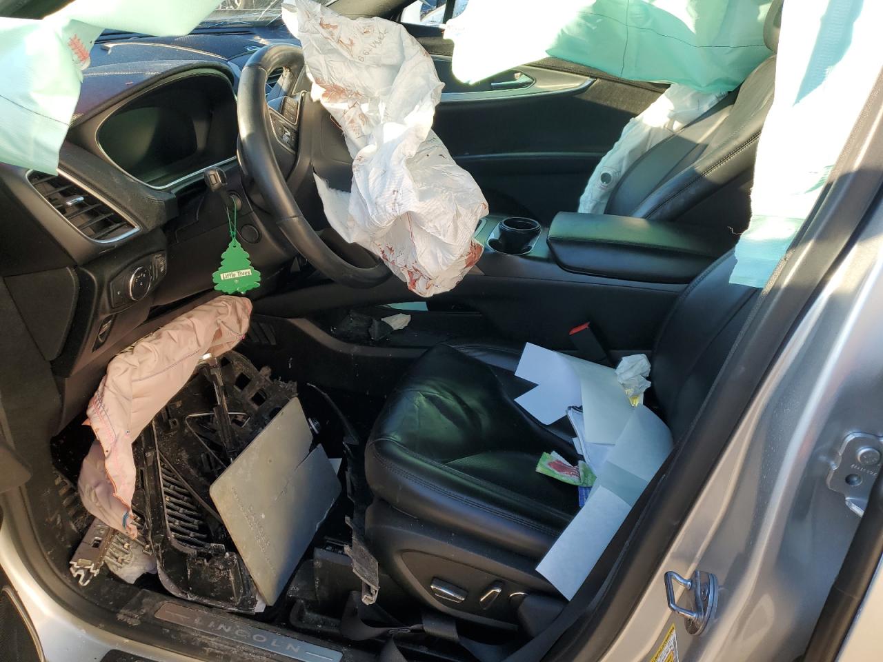 2019 Lincoln Nautilus - Image 7