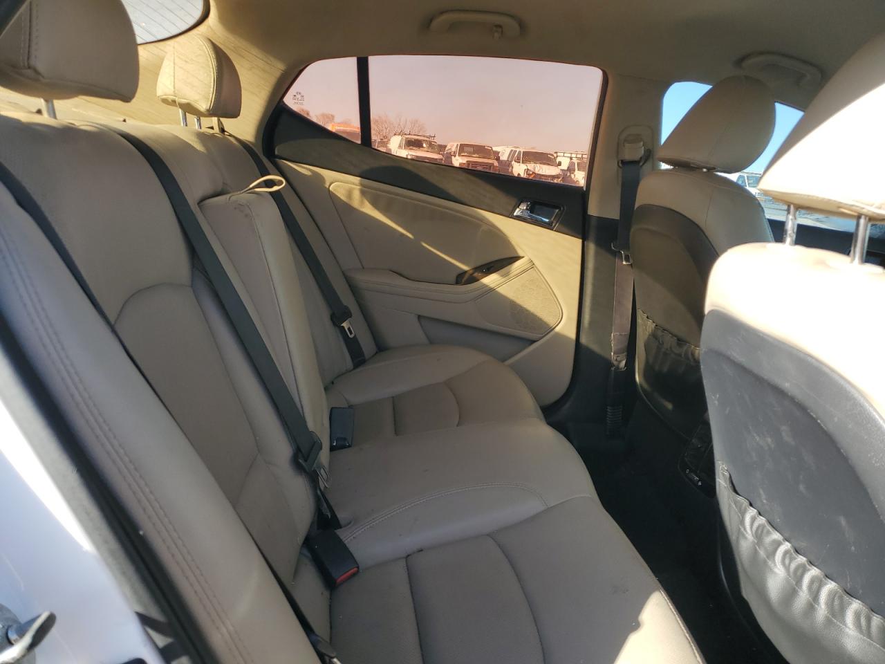 2013 Kia Optima - Image 10