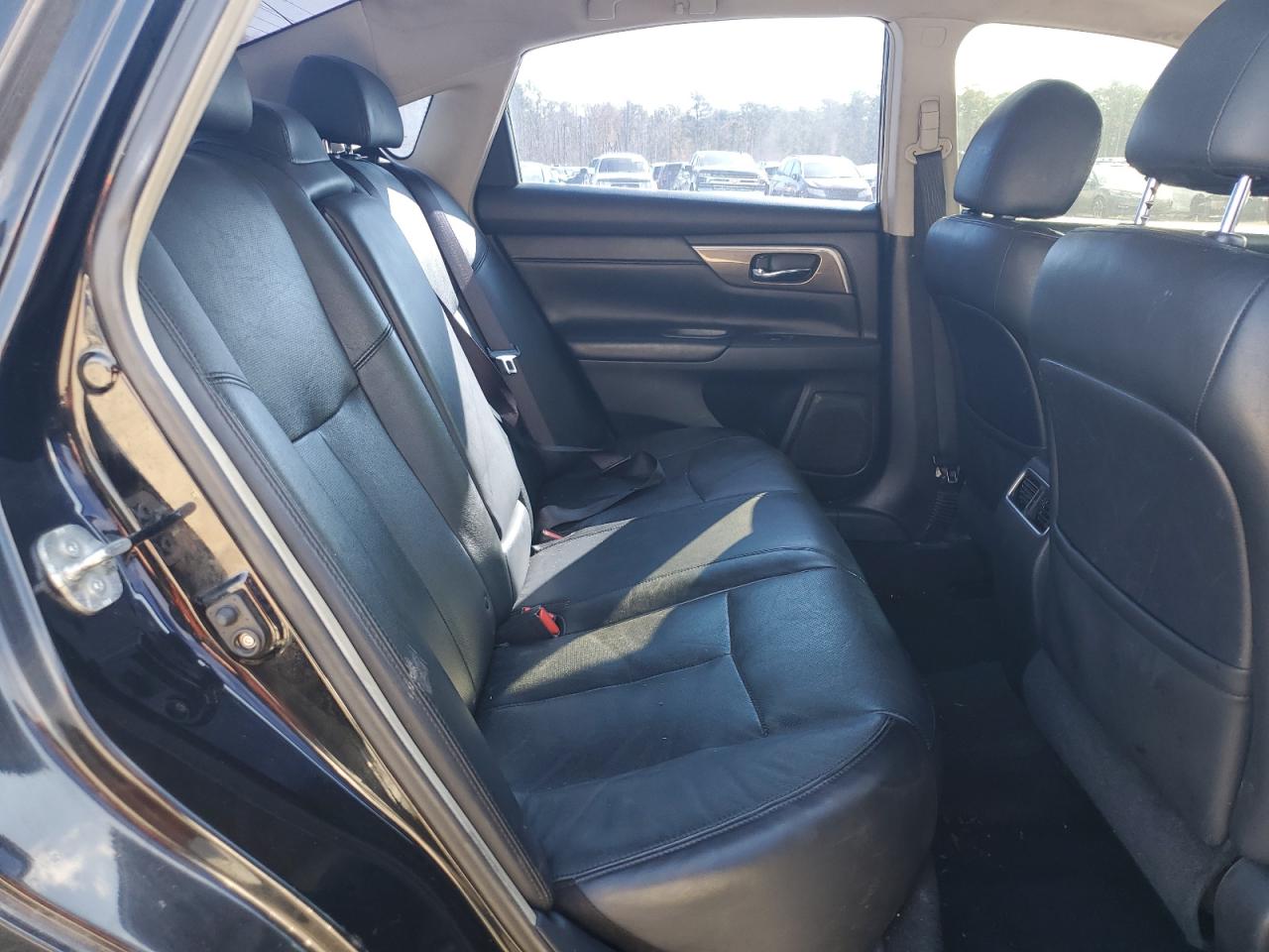 2013 Nissan Altima - Image 10