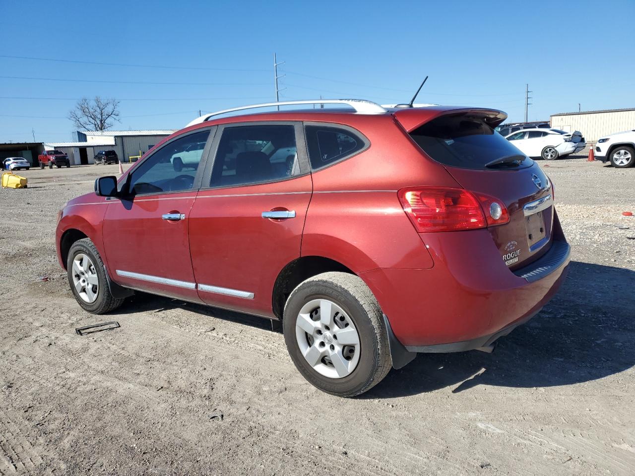 2014 Nissan Rogue - Image 2