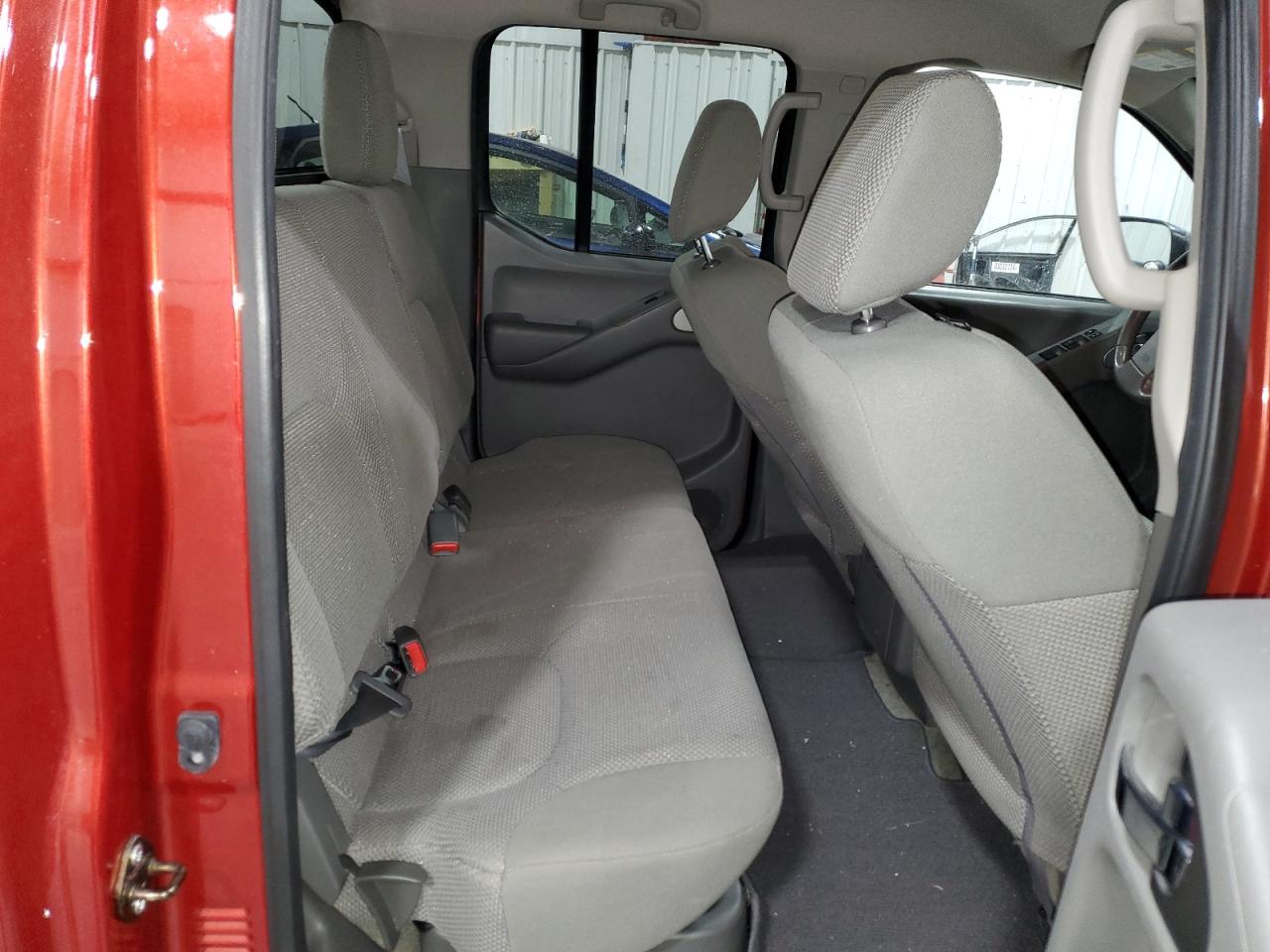 2016 Nissan Navara (Frontier) - Image 10