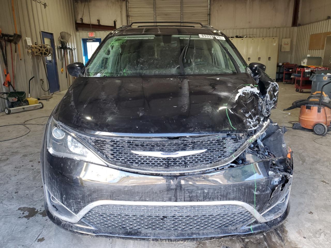 2018 Chrysler Pacifica - Image 5