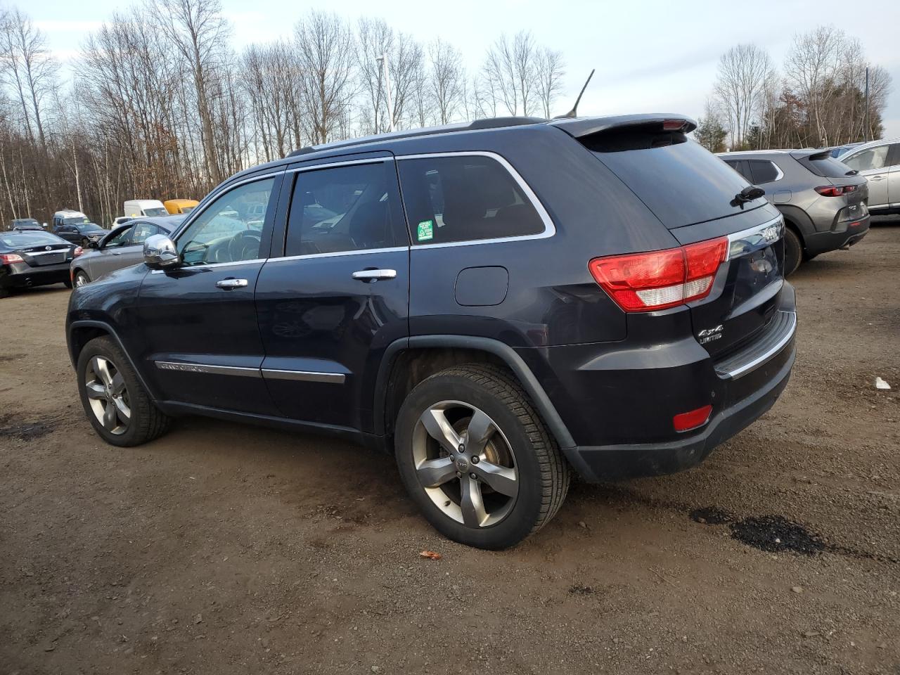 2013 Jeep Grand Cherokee - Image 2