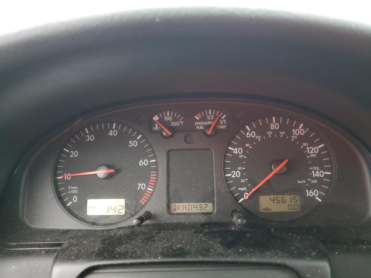 1999 Volkswagen Passat - Image 9