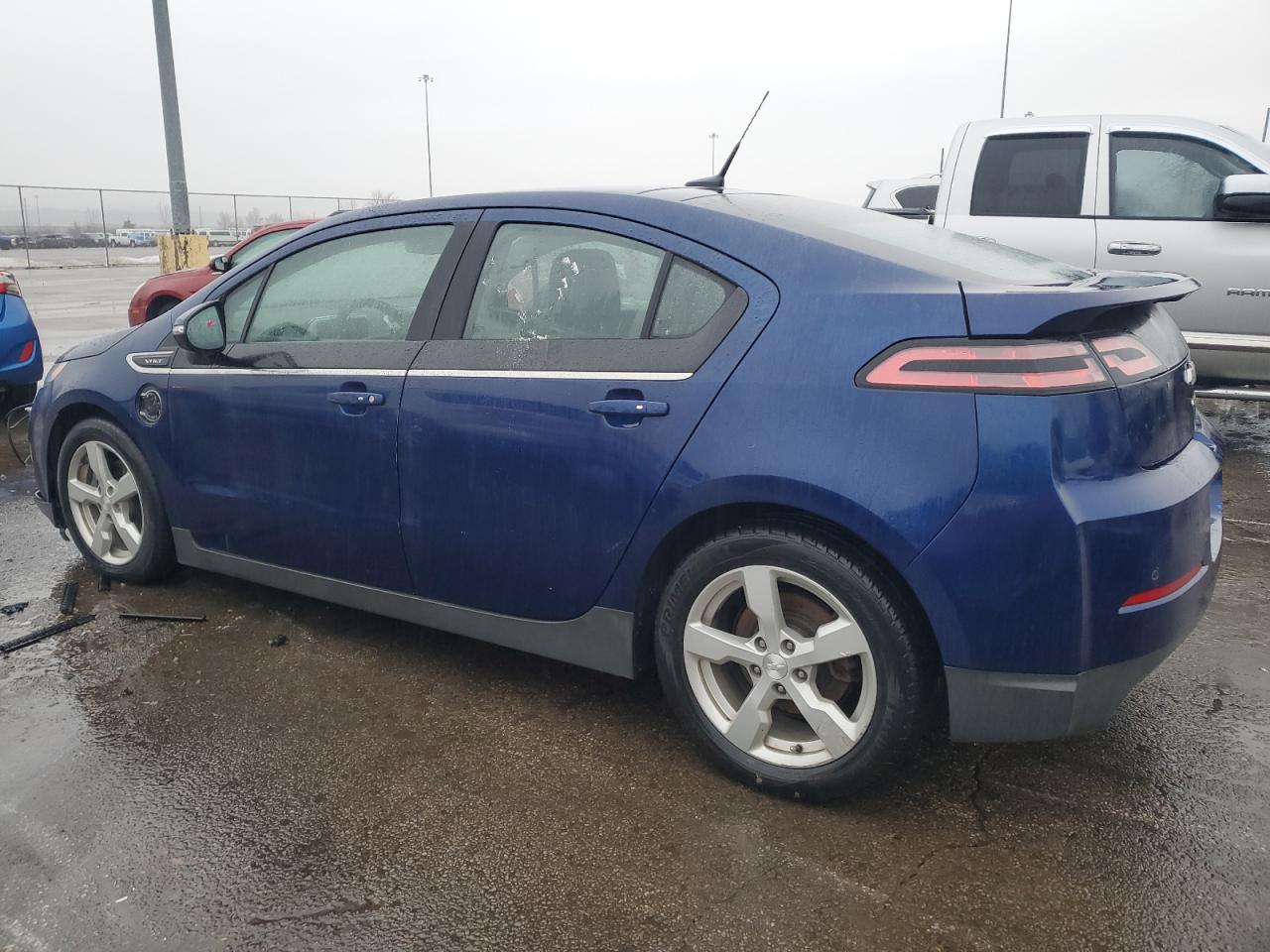 2013 Chevrolet Volt - Image 2