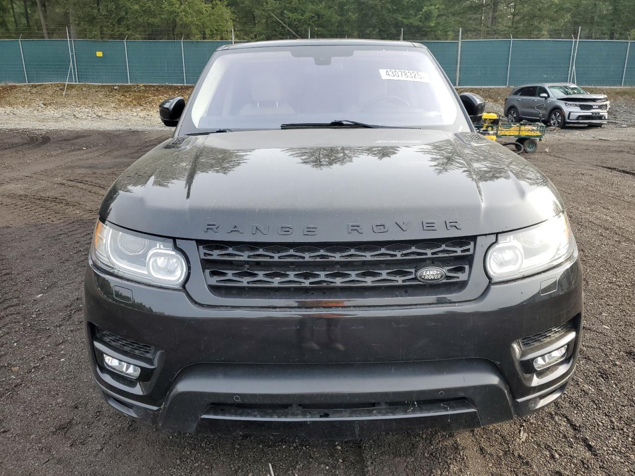 2016 Land Rover Range Rover - Image 5