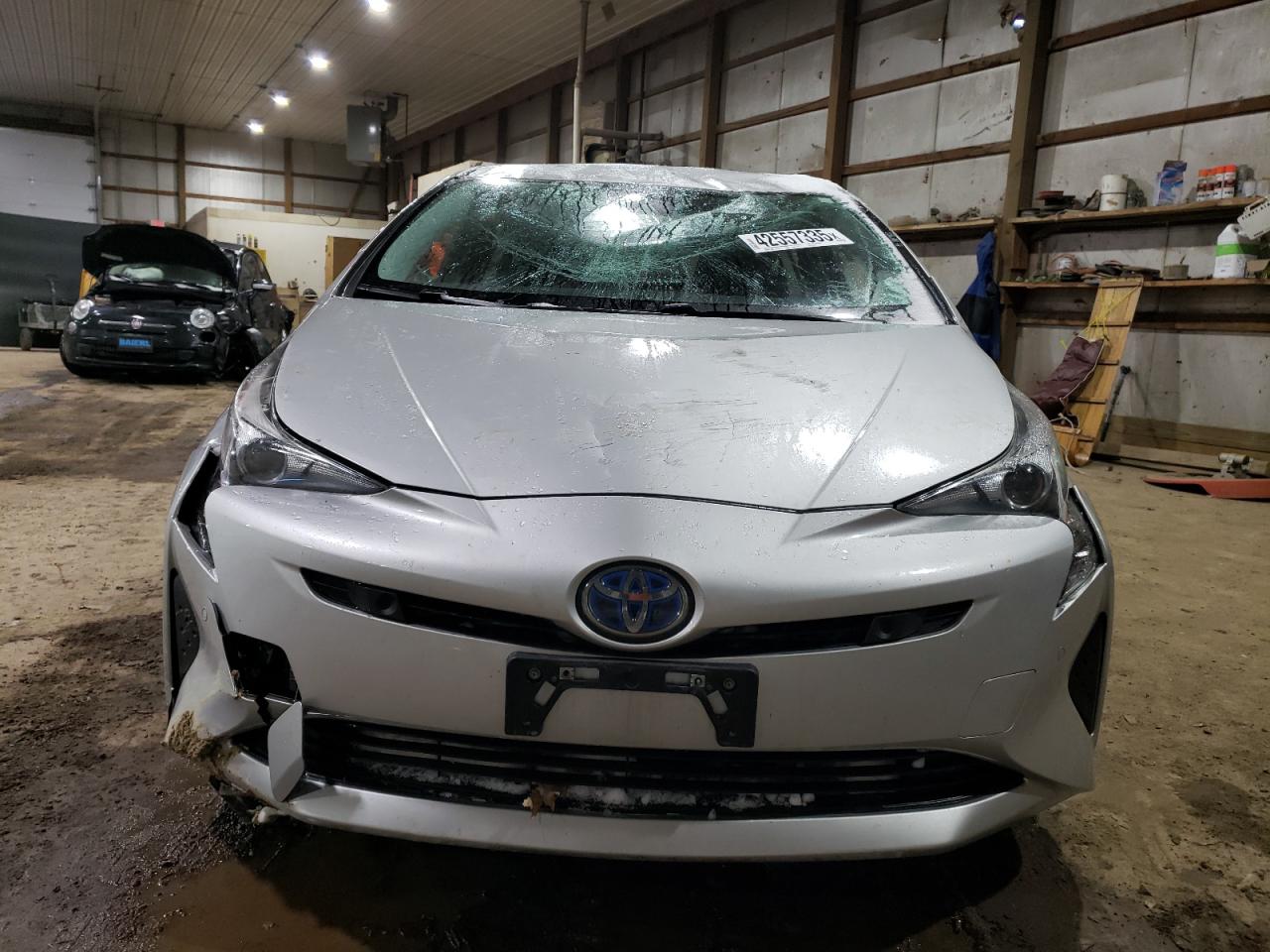 2018 Toyota Prius - Image 5