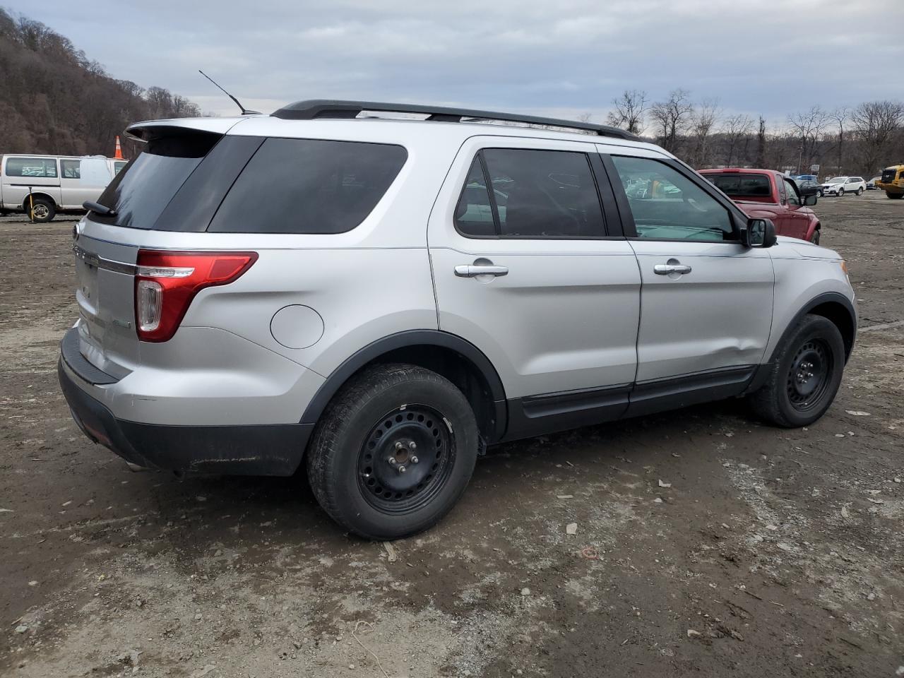 VIN 1FM5K7B92DGB11386 2013 FORD EXPLORER no.3