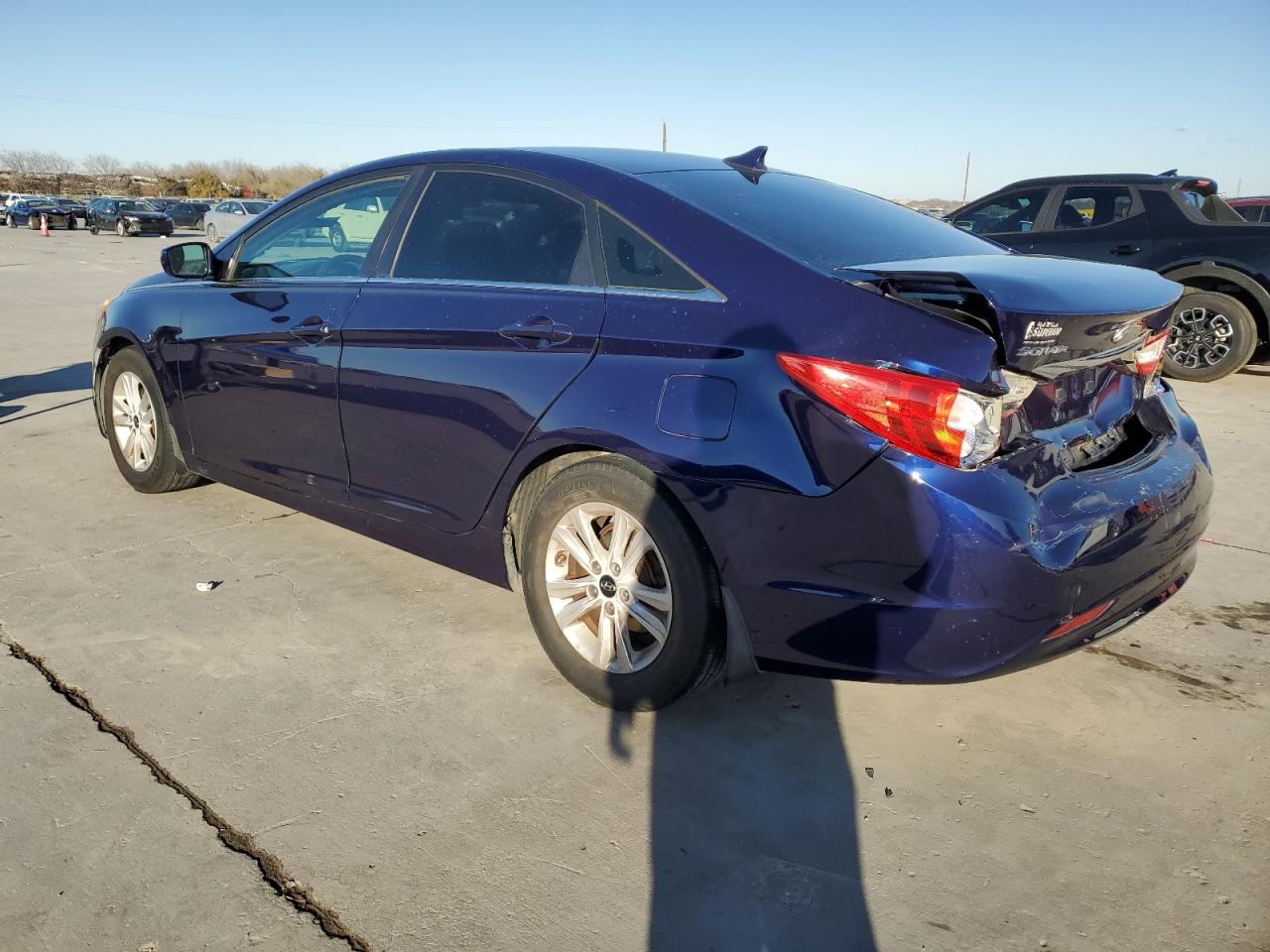 2011 Hyundai Sonata - Image 2