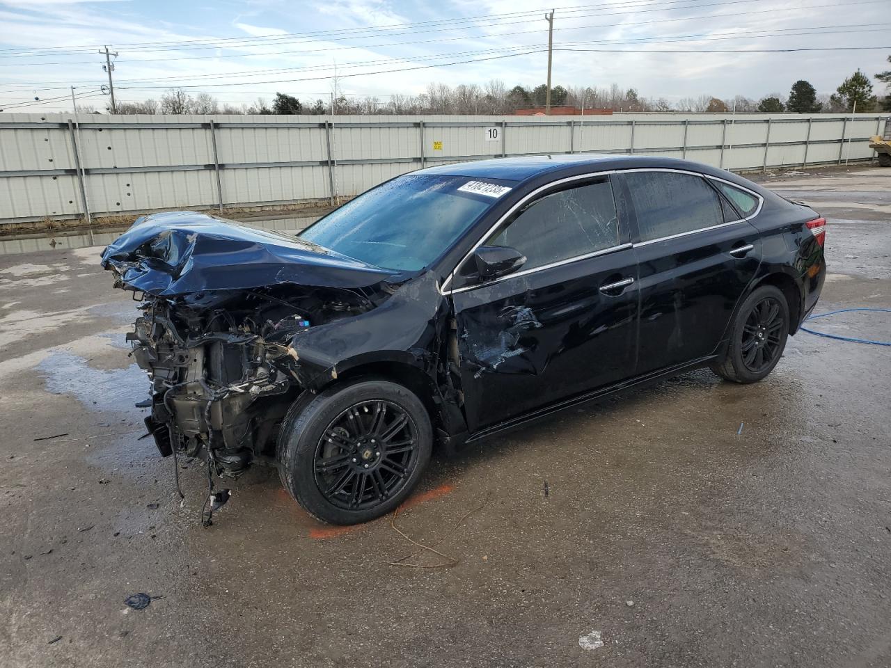 2013 Toyota Avalon - Image 1
