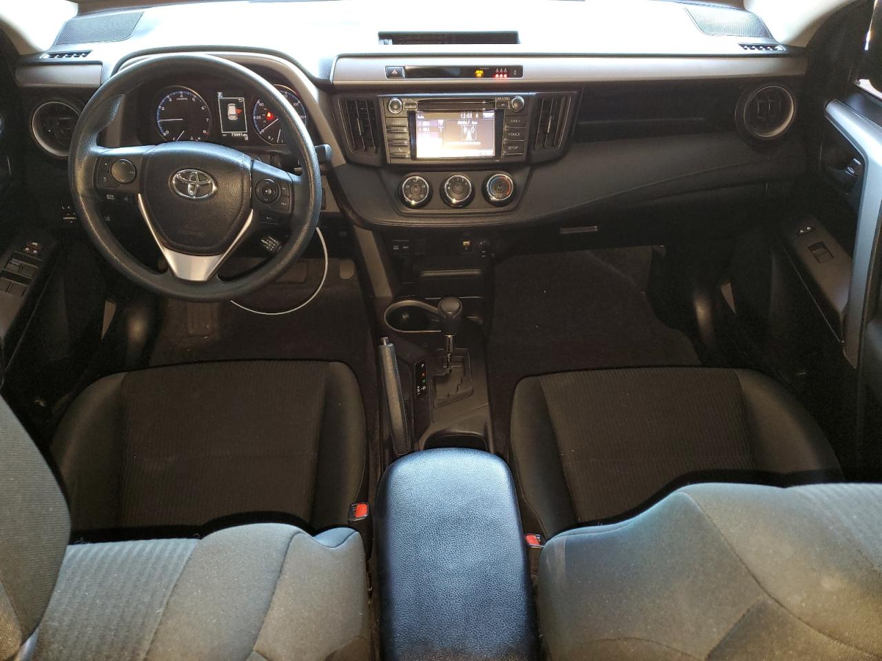 2018 Toyota RAV 4 - Image 8