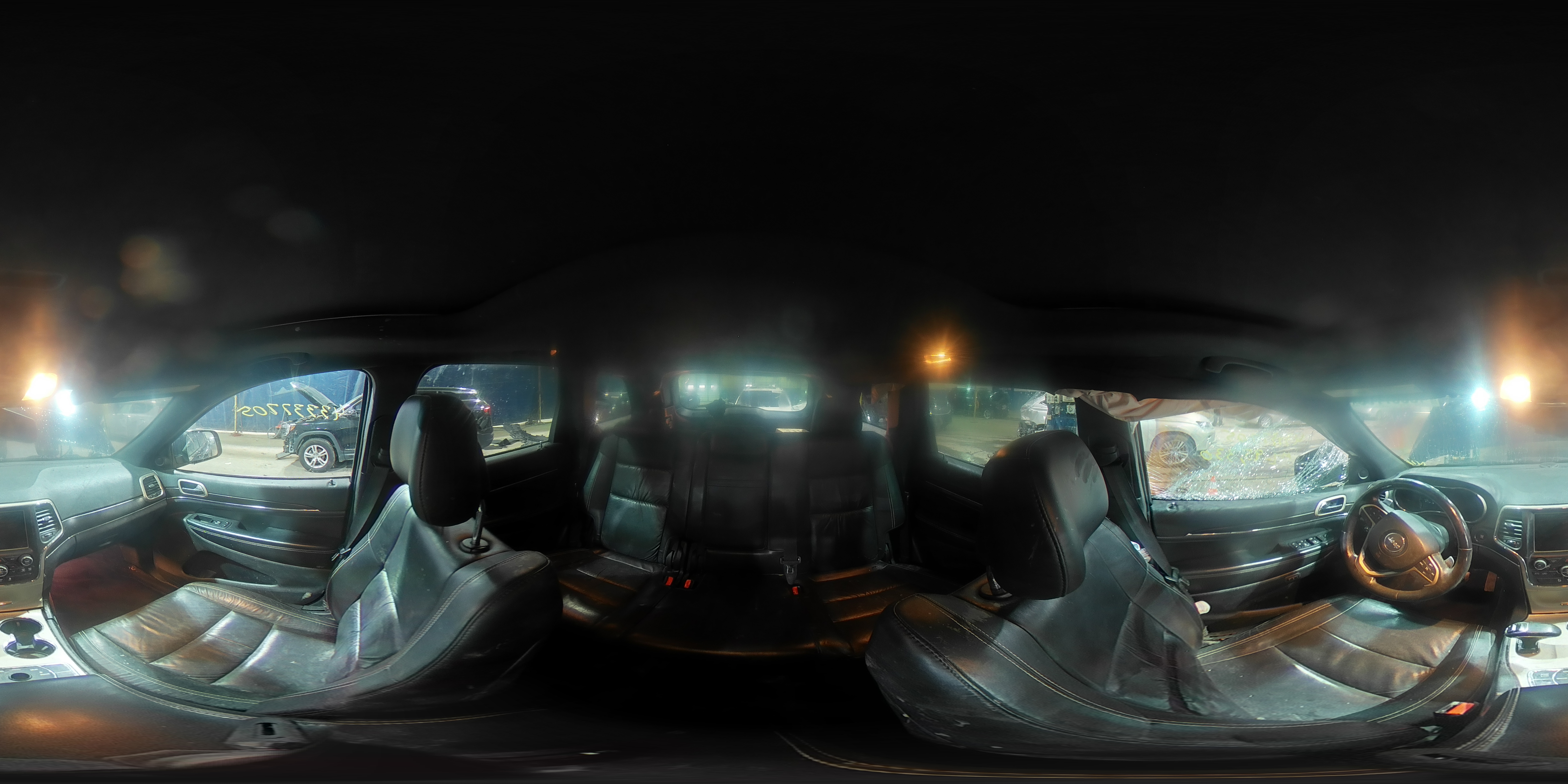 2014 Jeep Grand Cherokee - Image 16