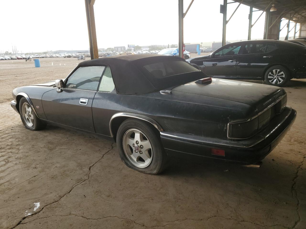 1995 Jaguar XJS - Image 2