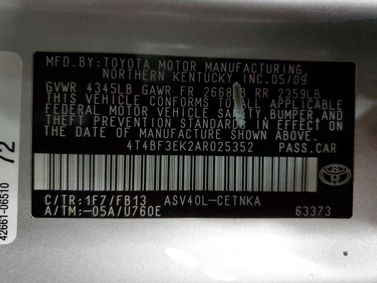2010 Toyota Camry - Image 12