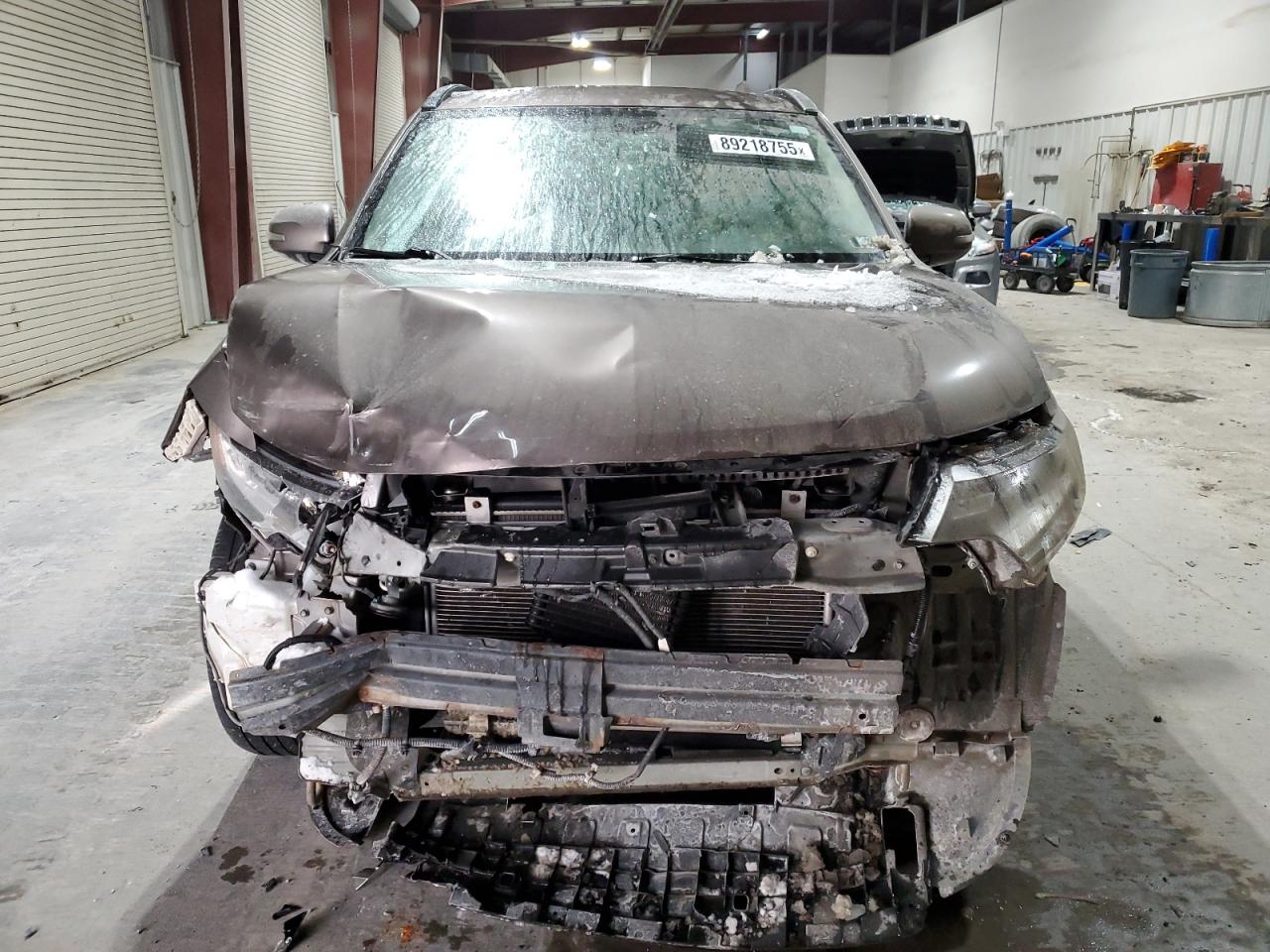 2016 Mitsubishi Outlander - Image 5