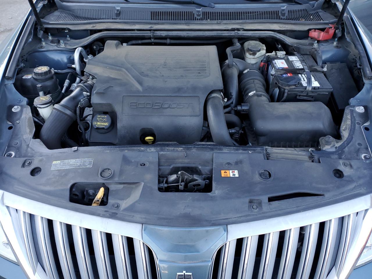 2010 Lincoln MKS - Image 11