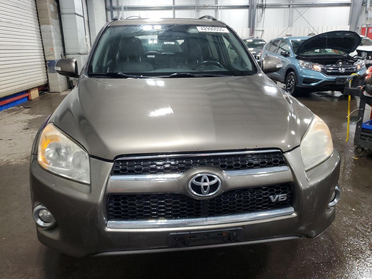 2009 Toyota RAV 4 - Image 5