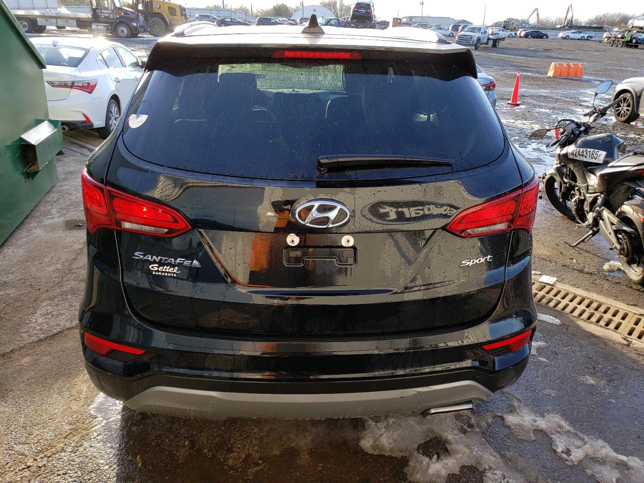2017 Hyundai Santa Fe - Image 6