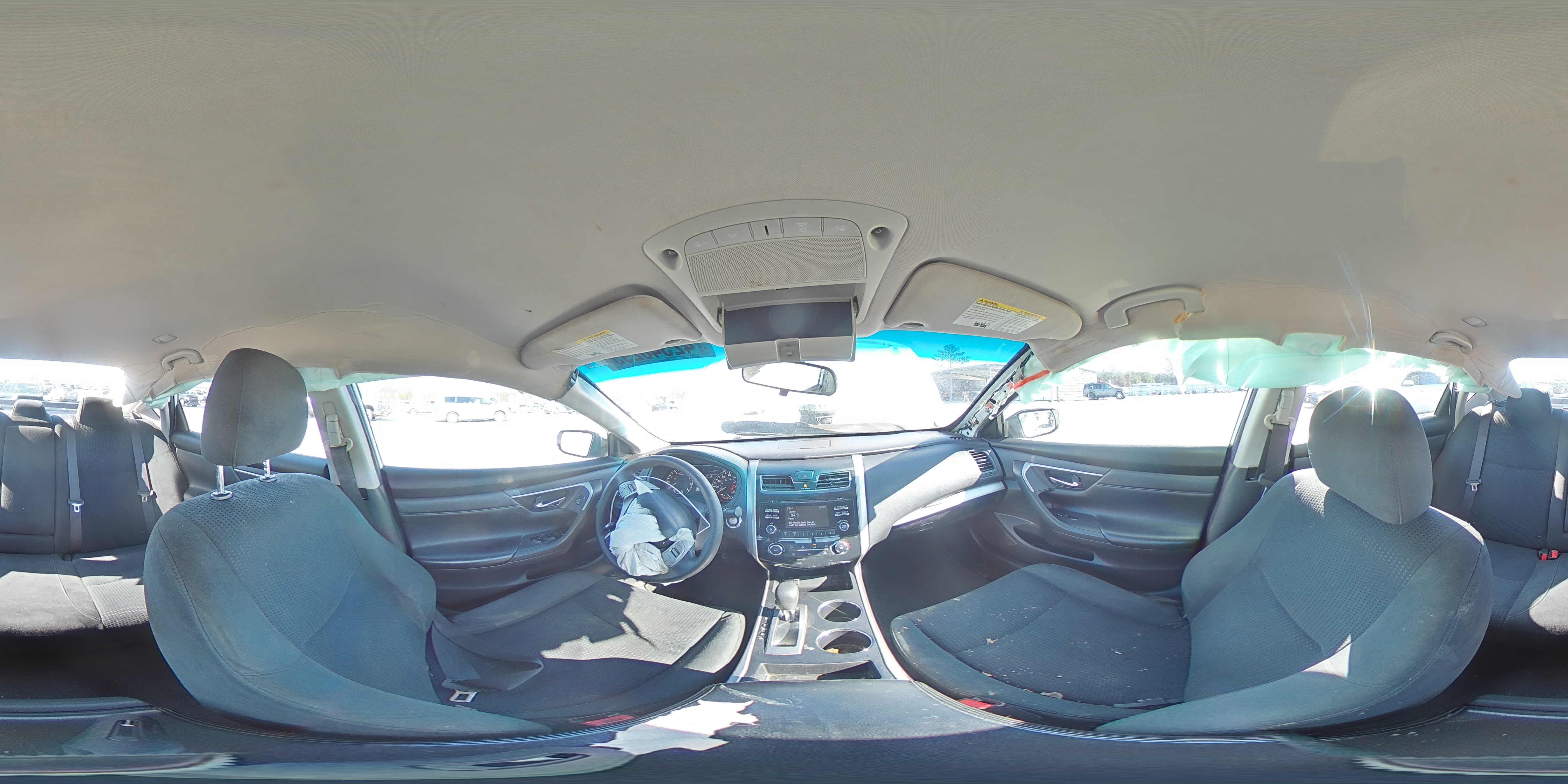 2015 Nissan Altima - Image 13