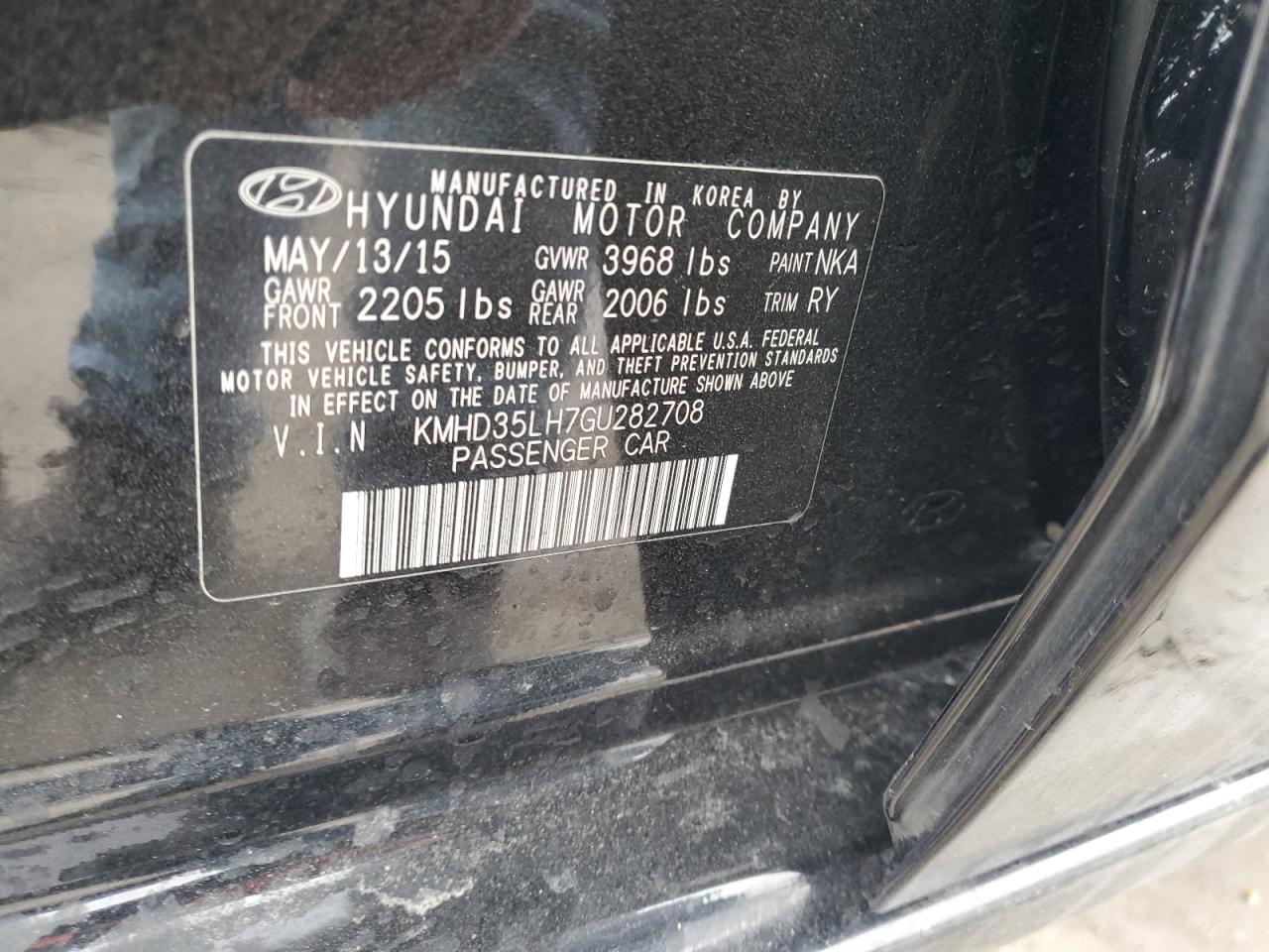2016 Hyundai Elantra - Image 12