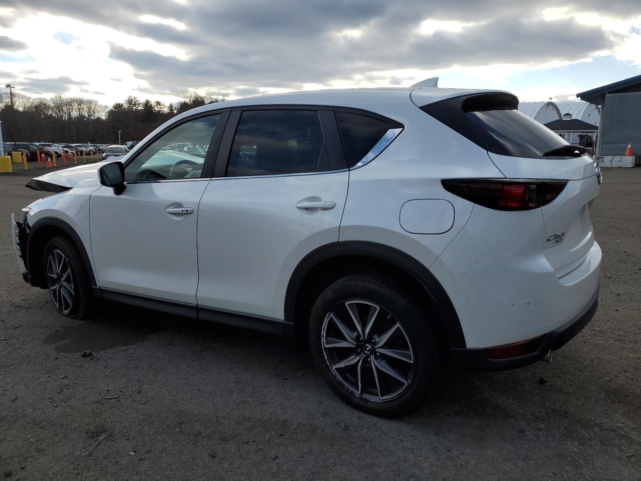 2018 Mazda CX-5 - Image 2