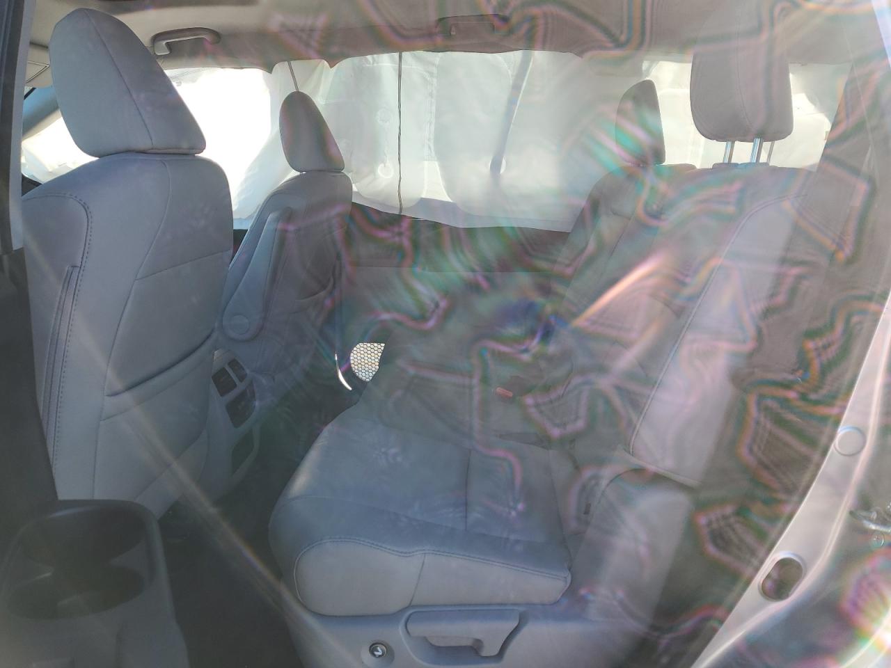 2017 Honda Pilot - Image 12