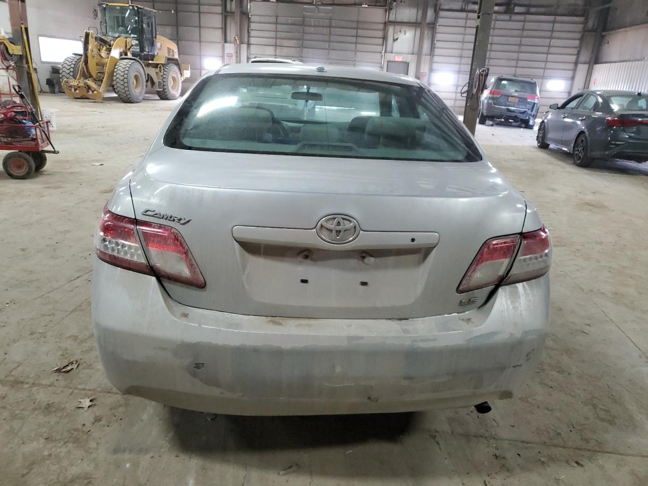 2011 Toyota Camry - Image 6