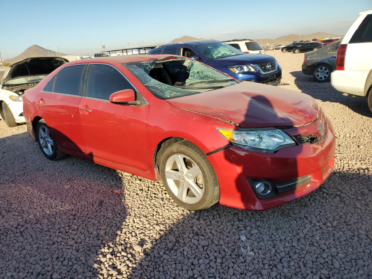 VIN 4T1BF1FK7DU711680 2013 TOYOTA CAMRY no.4