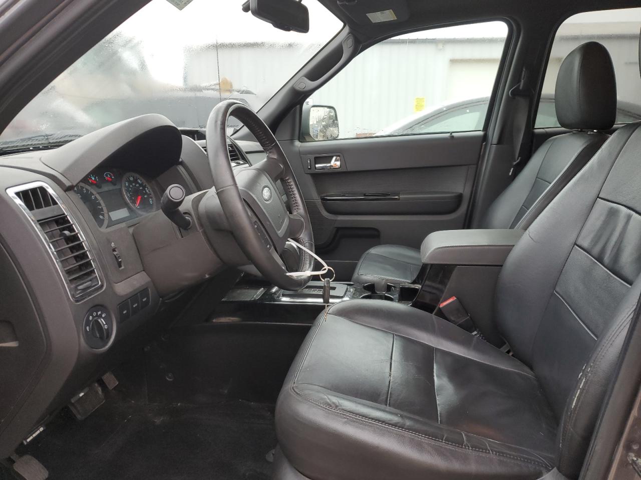 2011 Ford Escape - Image 7