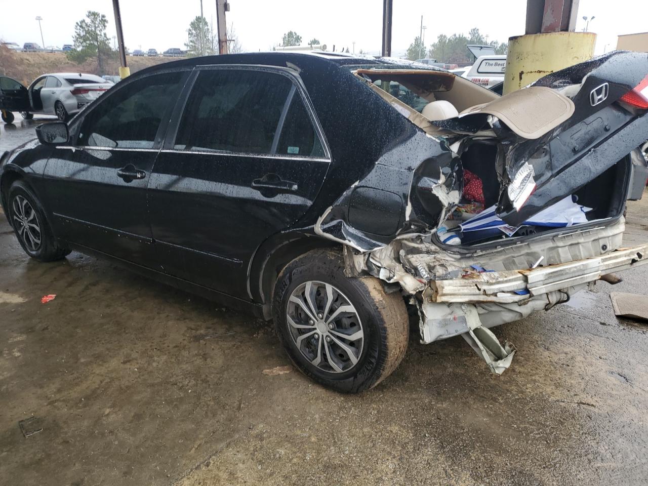 2004 Honda Accord - Image 2
