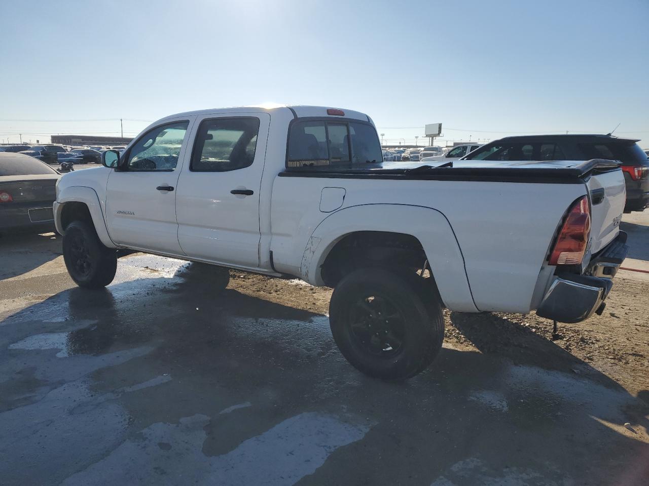 2006 Toyota Tacoma - Image 2