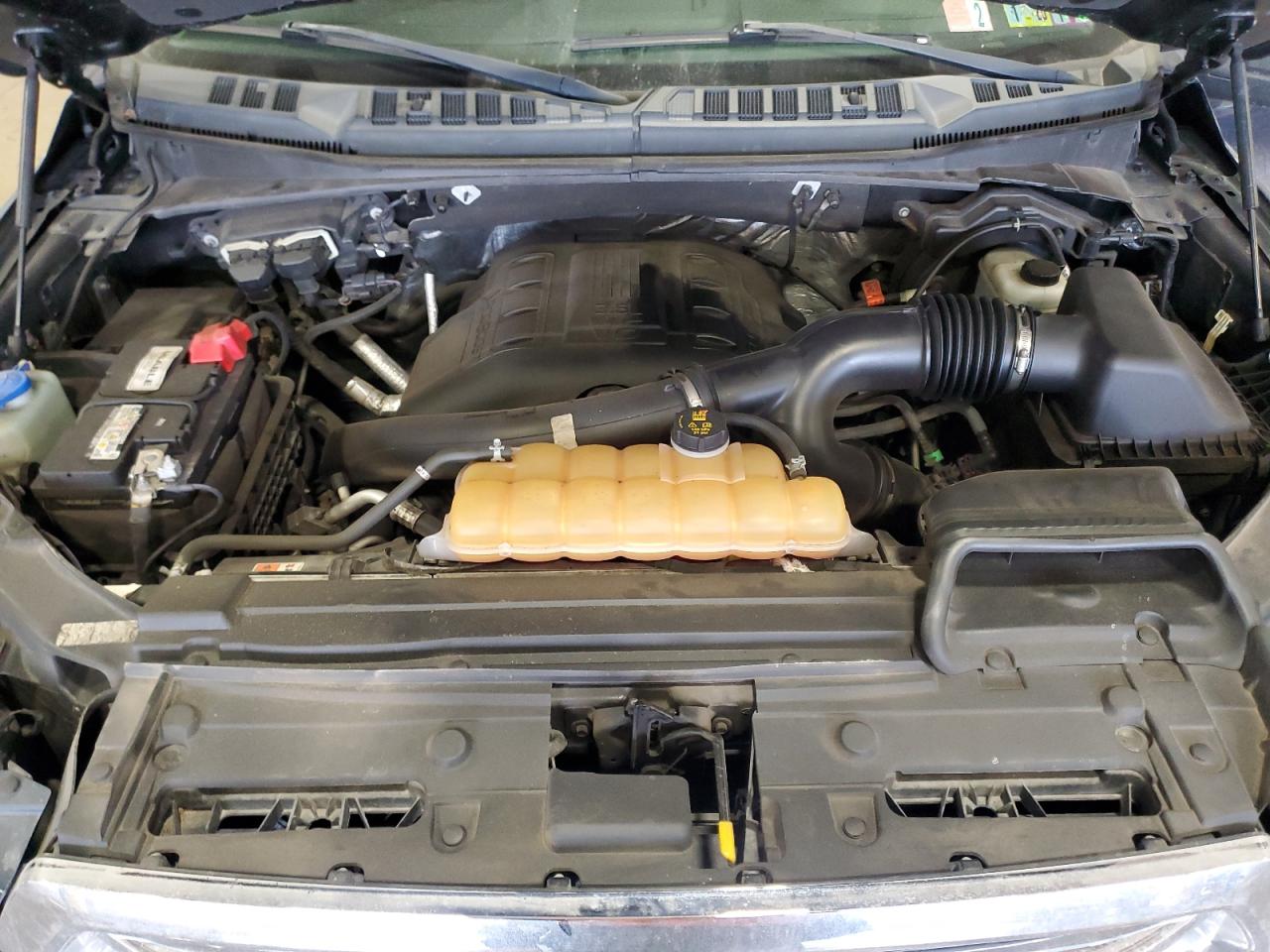2015 Ford F-150 - Image 11