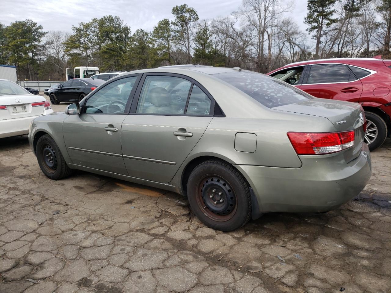 2008 Hyundai Sonata - Image 2