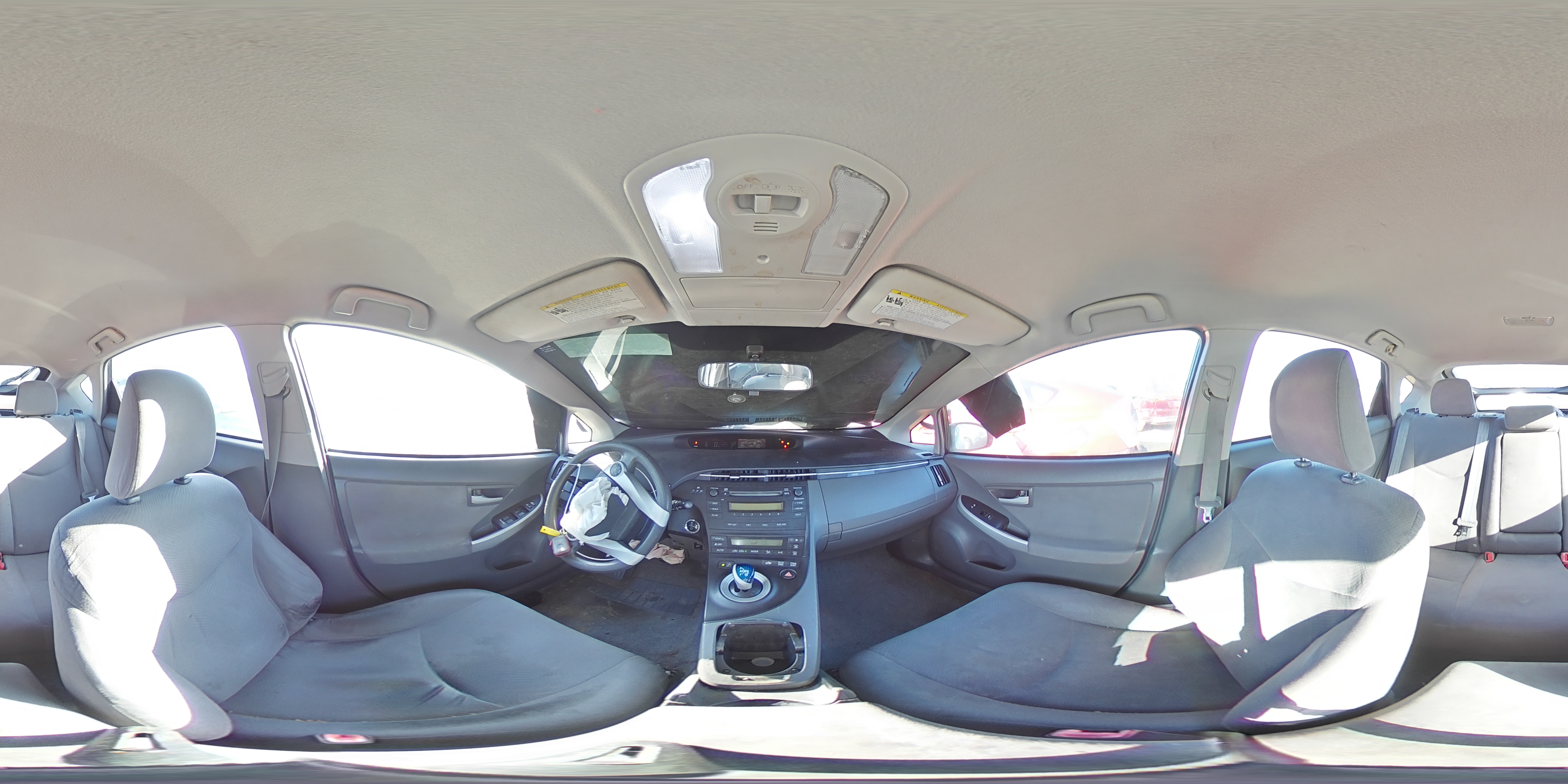 2010 Toyota Prius - Image 12