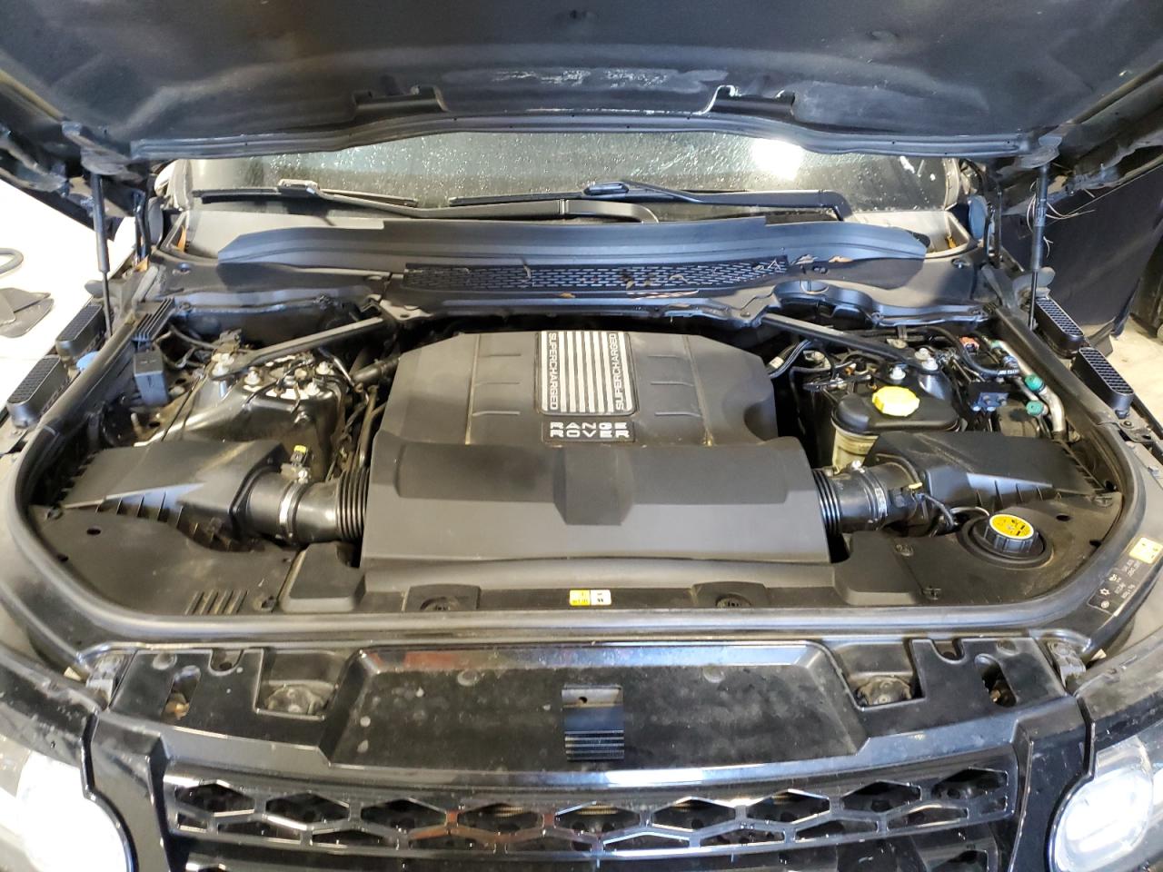 2014 Land Rover Range Rover - Image 12