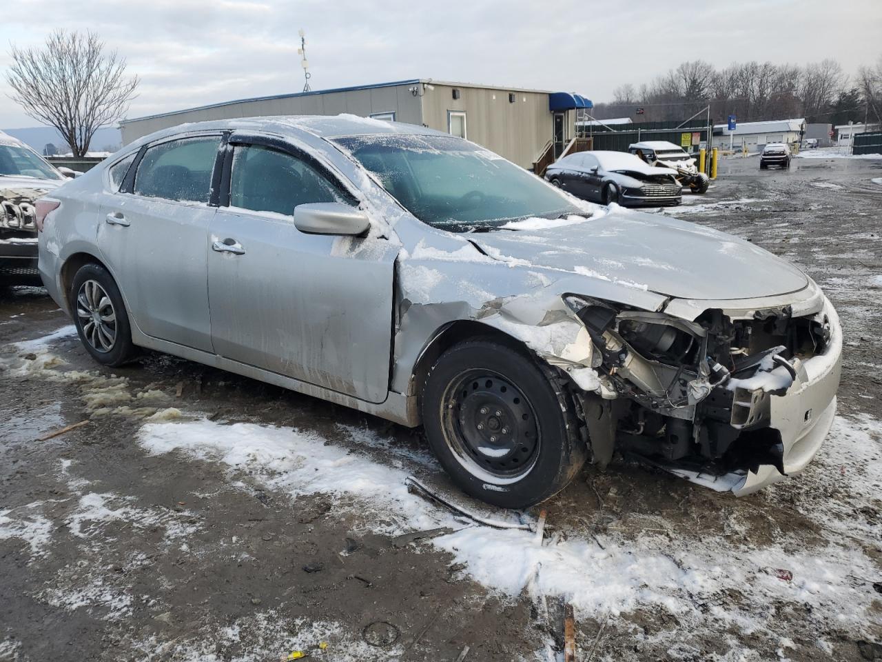 2015 Nissan Altima - Image 4