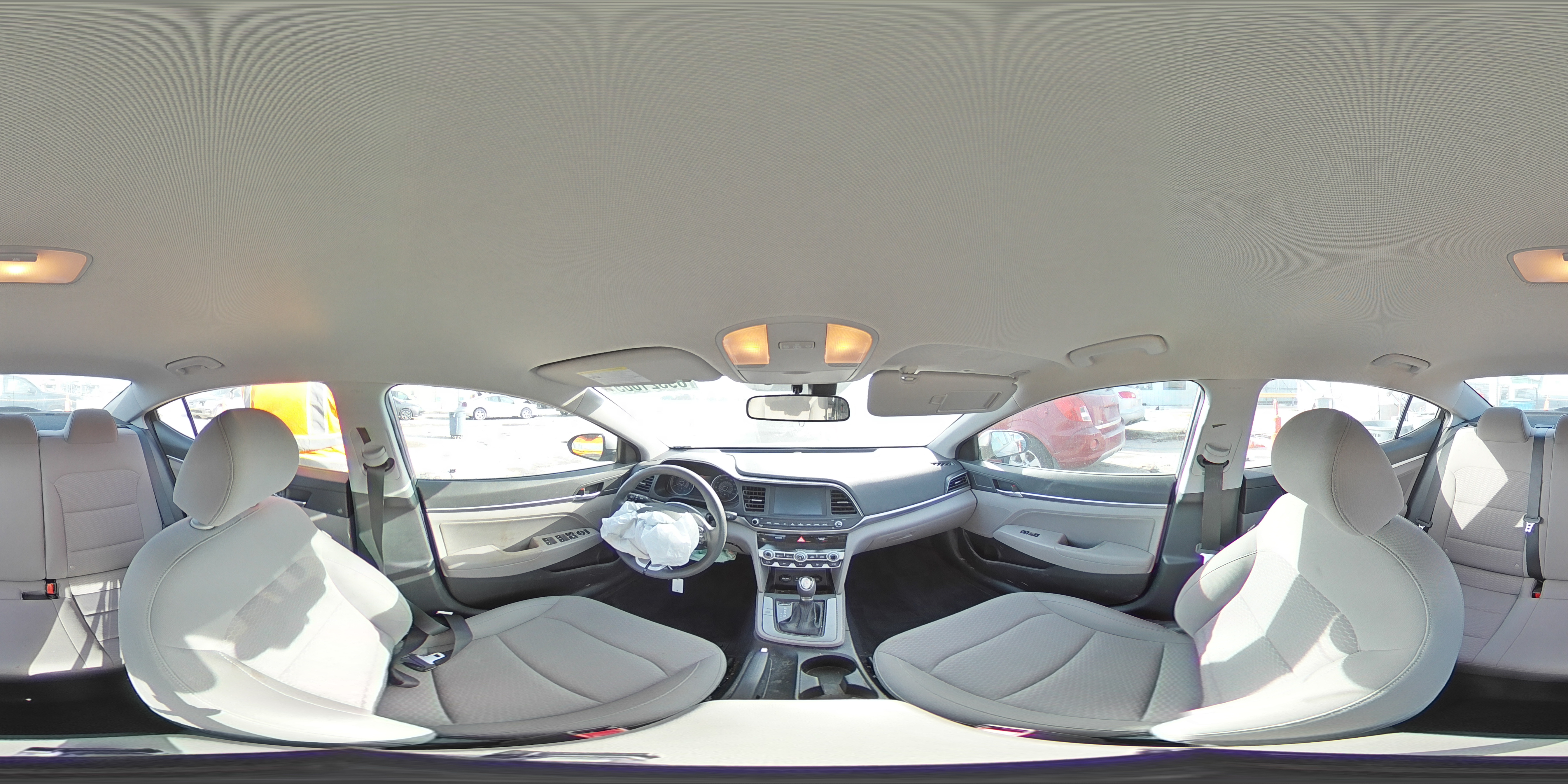 2020 Hyundai Elantra - Image 14
