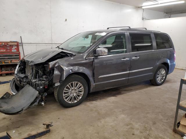 2016 Chrysler Town & Country Touring L