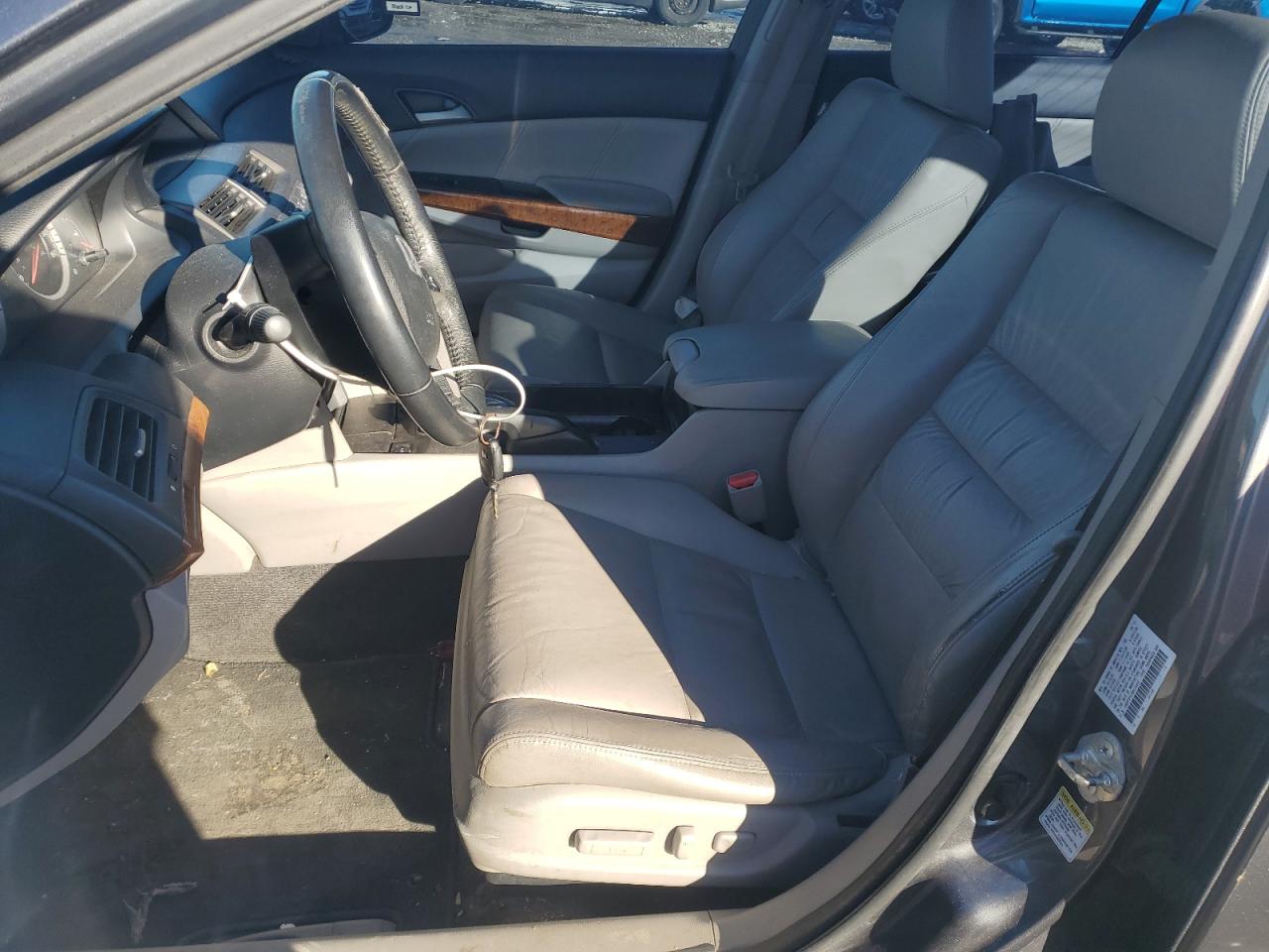 2011 Honda Accord - Image 7