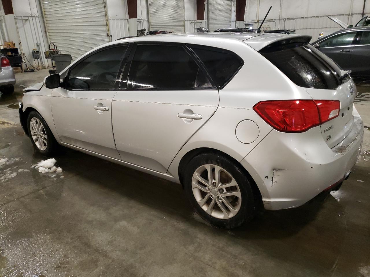 2012 Kia Forte - Image 2