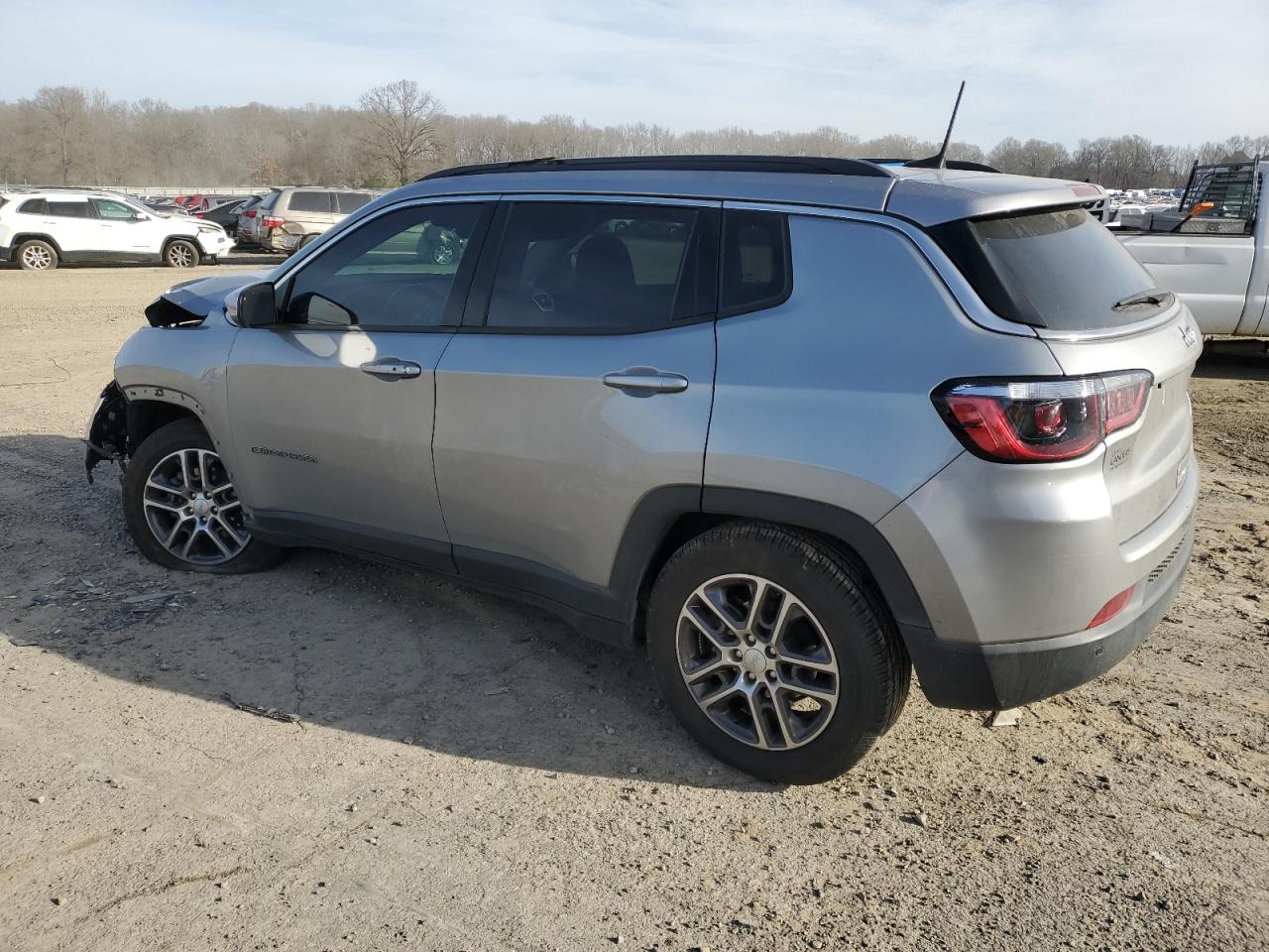 2020 Jeep Compass - Image 2