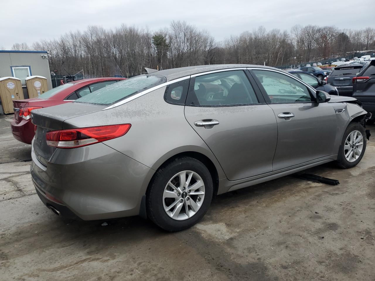 VIN 5XXGT4L39GG105955 2016 KIA OPTIMA no.3