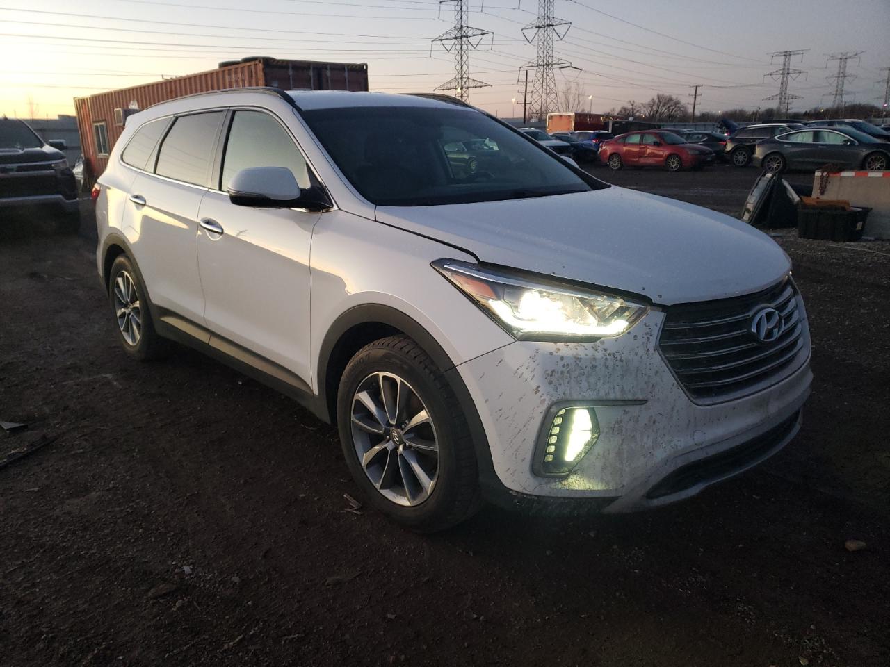 2017 Hyundai Santa Fe - Image 4