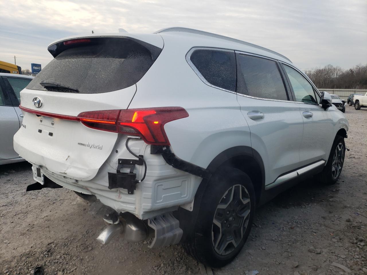 2023 Hyundai Santa Fe - Image 3