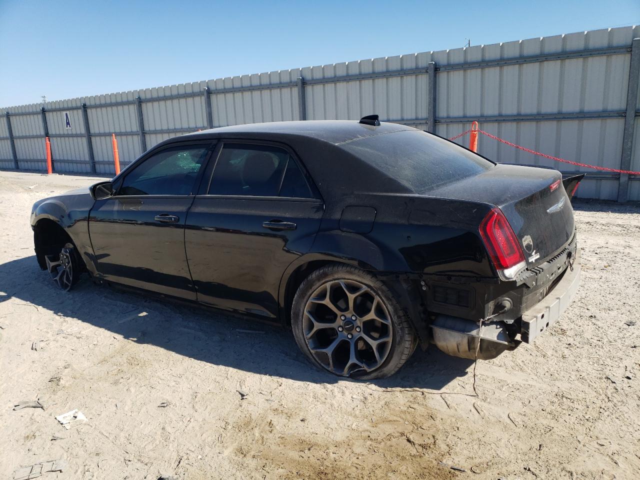 2018 Chrysler 300 - Image 2