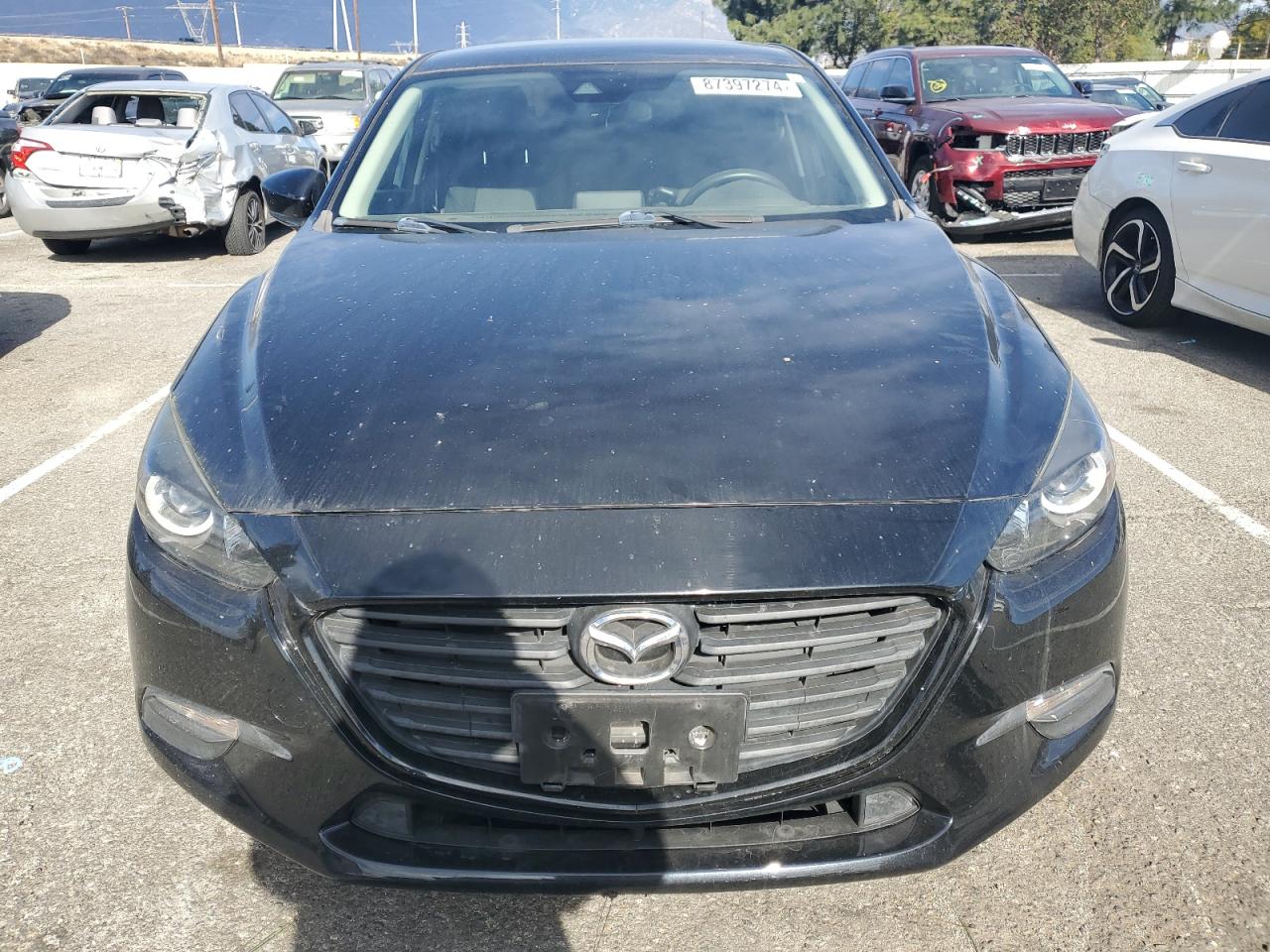 VIN 3MZBN1U77JM215863 2018 MAZDA 3 no.5