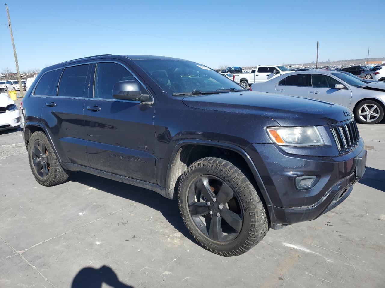 2015 Jeep Grand Cherokee - Image 4