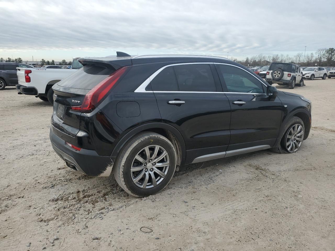 2019 Cadillac XT4 - Image 3