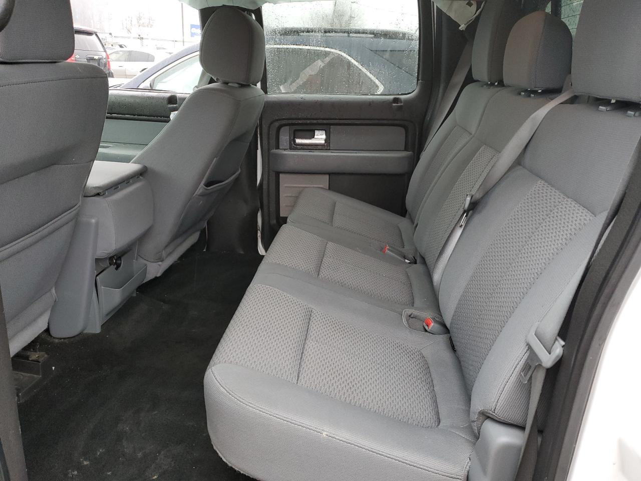2012 Ford F-150 - Image 10